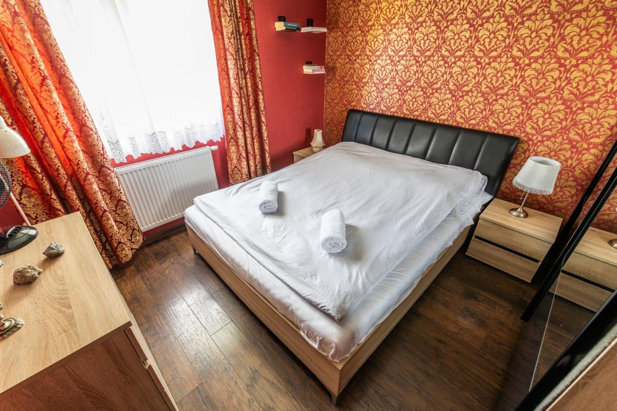 Large Luxury Apartment *